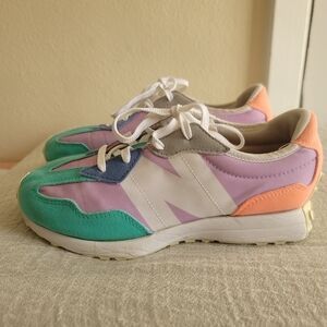 New Balance 327 Multicolor Sneakers